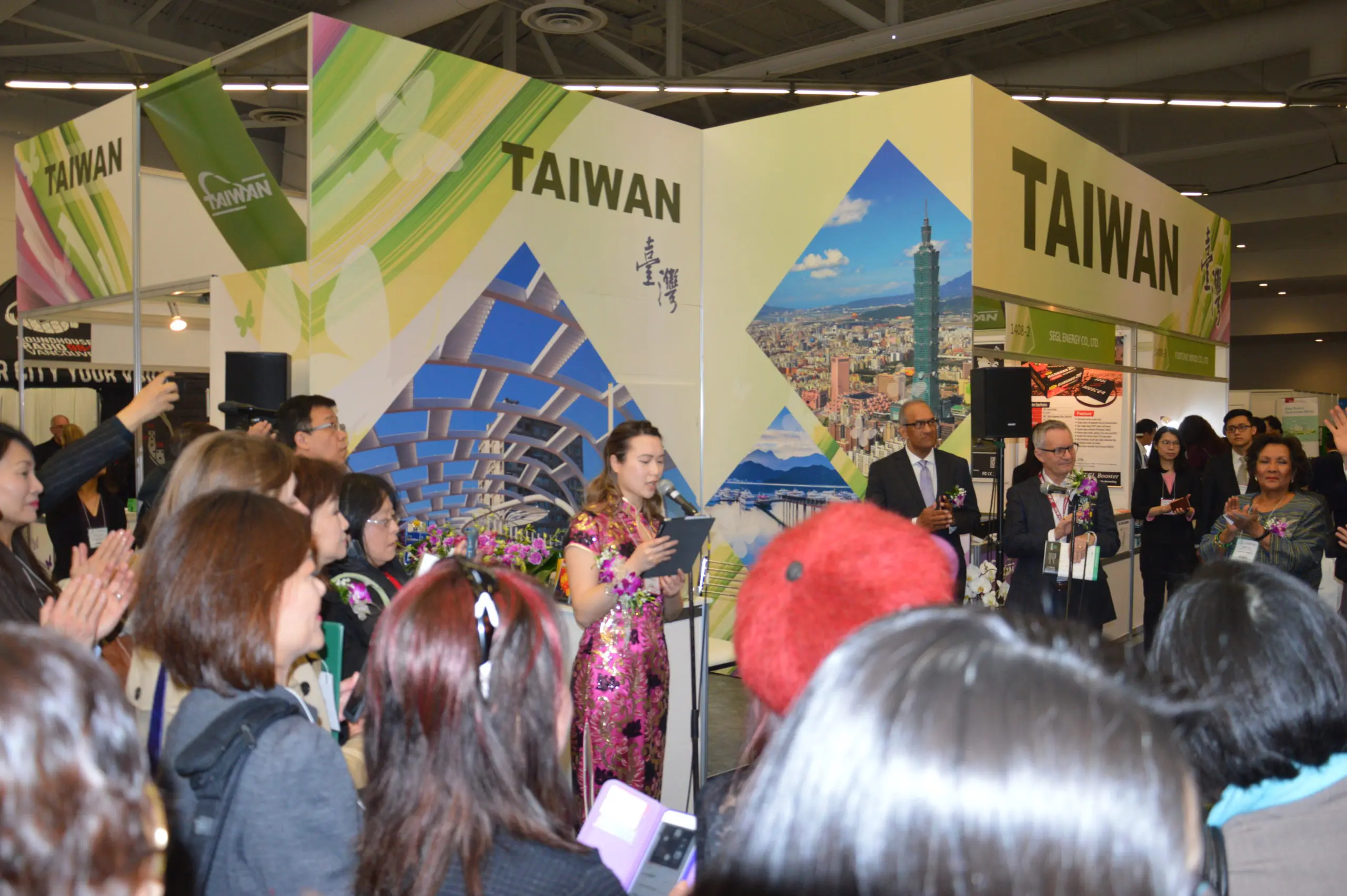 Taiwan Pavilion – Custom Octonorm Exhibit at Globe Series, Vancouver March 2018
