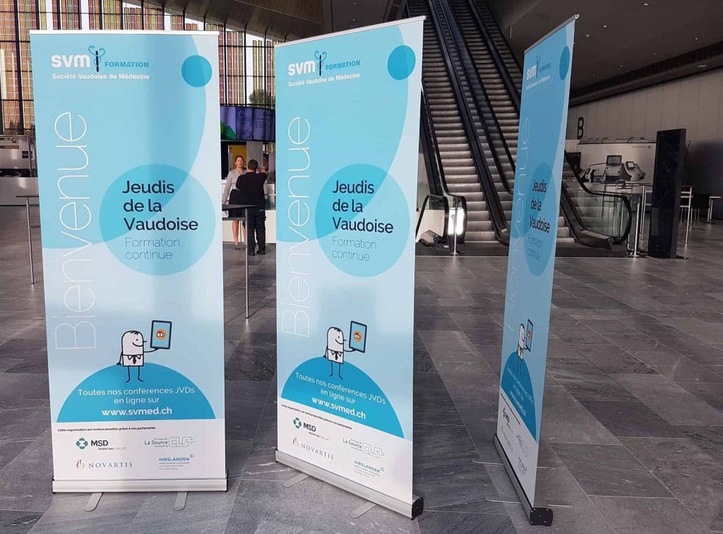 Rollup Retractable Stands - R1